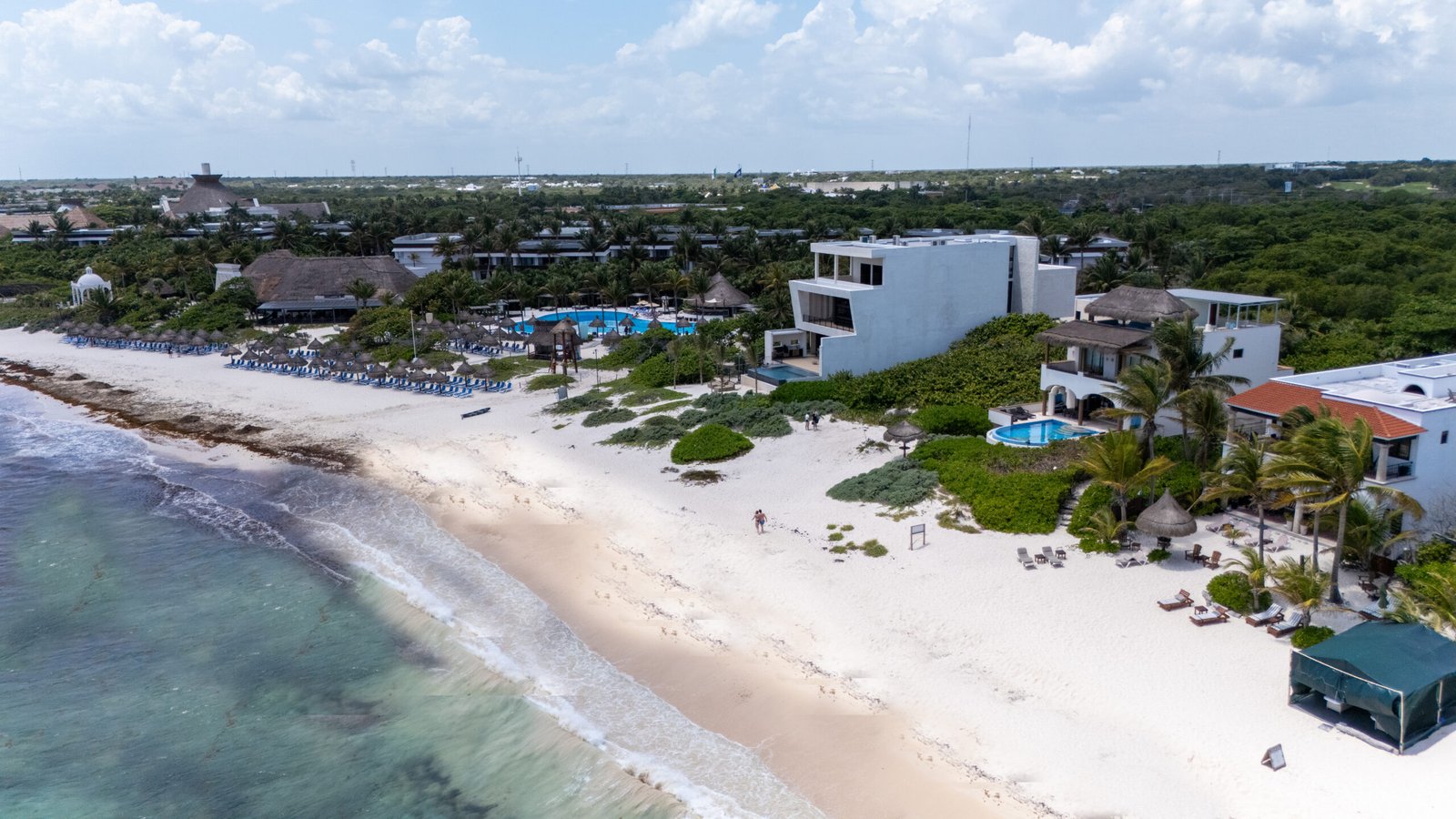 Terreno Akumal junto a Bahía Príncipe