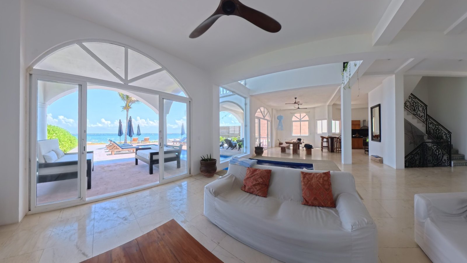 Interior villa Akumal