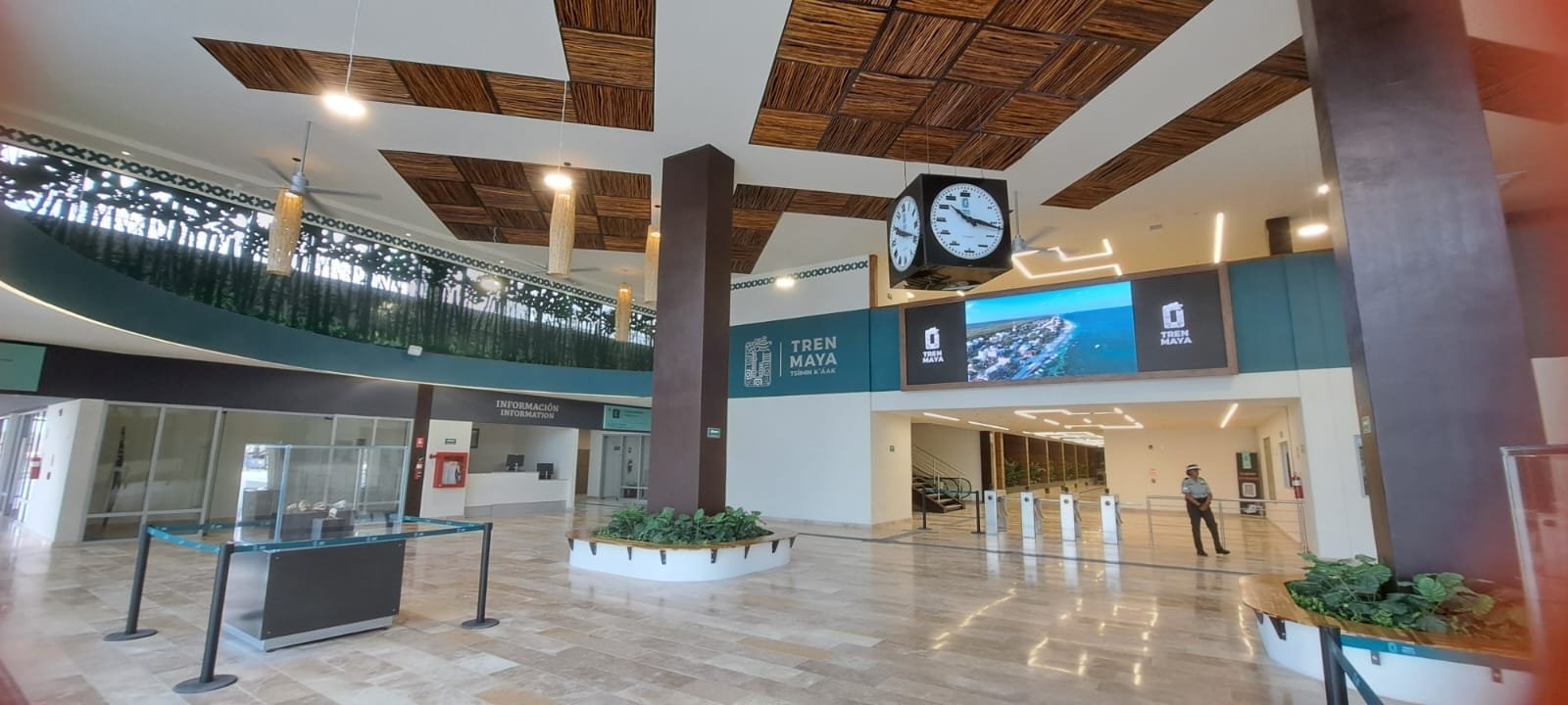 Estación del Tren Maya próxima a la Ruta de los Cenotes, Puerto Morelos