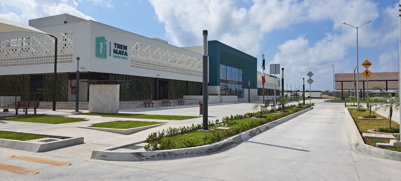 Conectividad del Tren Maya cerca de Puerto Morelos